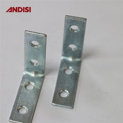 39.5x39.5x13mm アイアンコーナーキャビネットコネクタ ANDISIによって設計されたL形家具