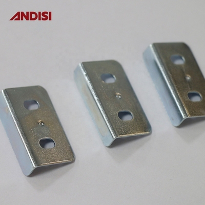 L 家具鋼平角ブレーケットコネクタ 厚さ0.8mm,サイズ32x17x8.23mm