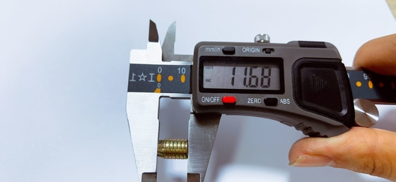 8mmまたは10mm直径 家具ハードウェアフィッティング リビングルームのための接続テーブルピン